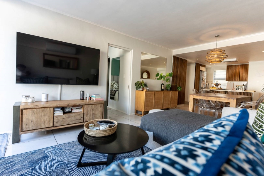To Let 2 Bedroom Property for Rent in Sea Point Western Cape
